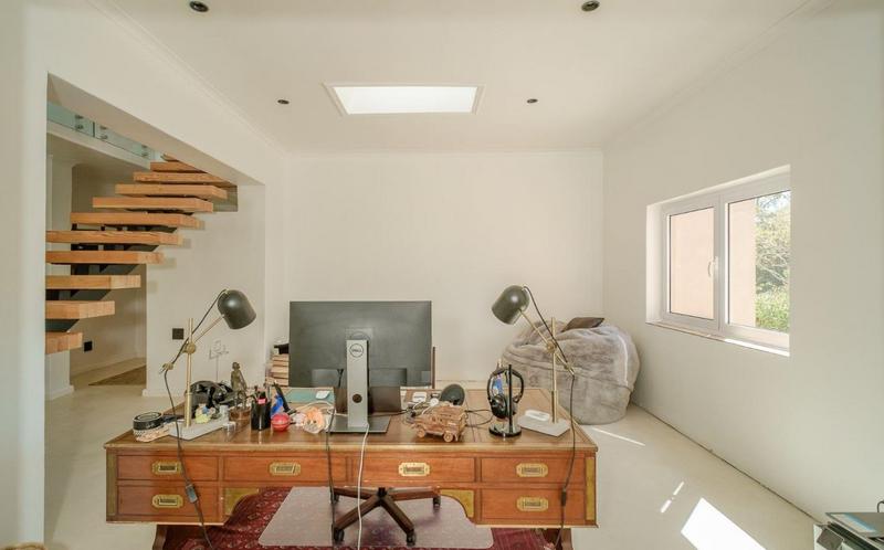 4 Bedroom Property for Sale in Hout Bay Western Cape